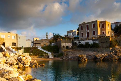 Inousses Chora Strand